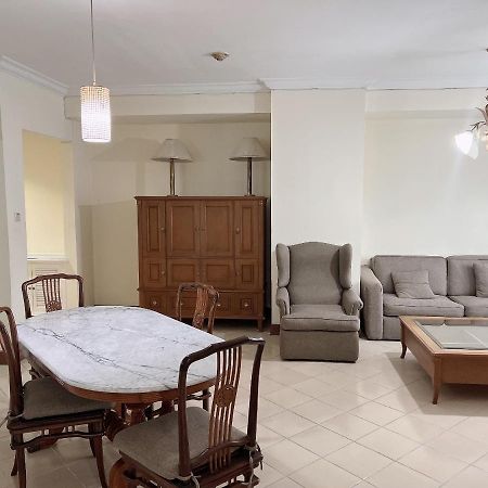 Batavia Hotel & Serviced Apartments Τζακάρτα Εξωτερικό φωτογραφία
