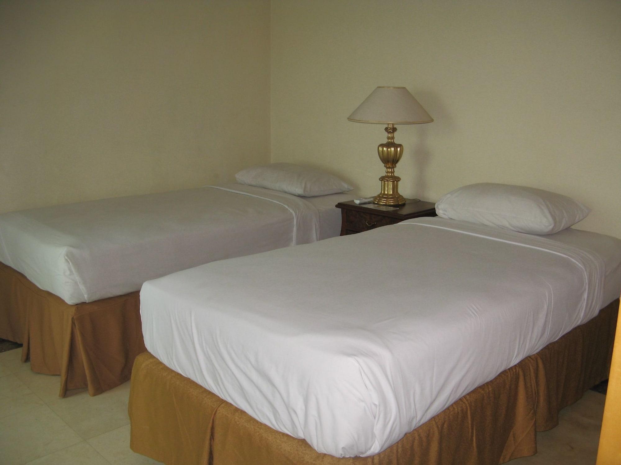 Batavia Hotel & Serviced Apartments Τζακάρτα Εξωτερικό φωτογραφία