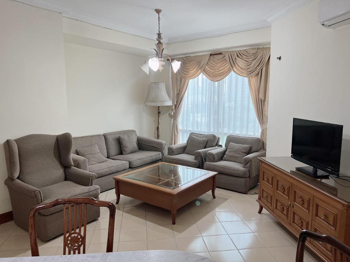 Batavia Hotel & Serviced Apartments Τζακάρτα Εξωτερικό φωτογραφία