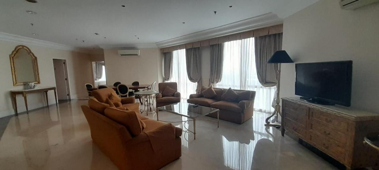 Batavia Hotel & Serviced Apartments Τζακάρτα Εξωτερικό φωτογραφία
