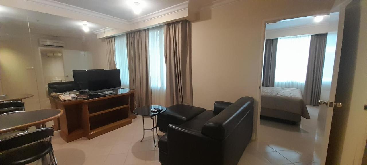 Batavia Hotel & Serviced Apartments Τζακάρτα Εξωτερικό φωτογραφία