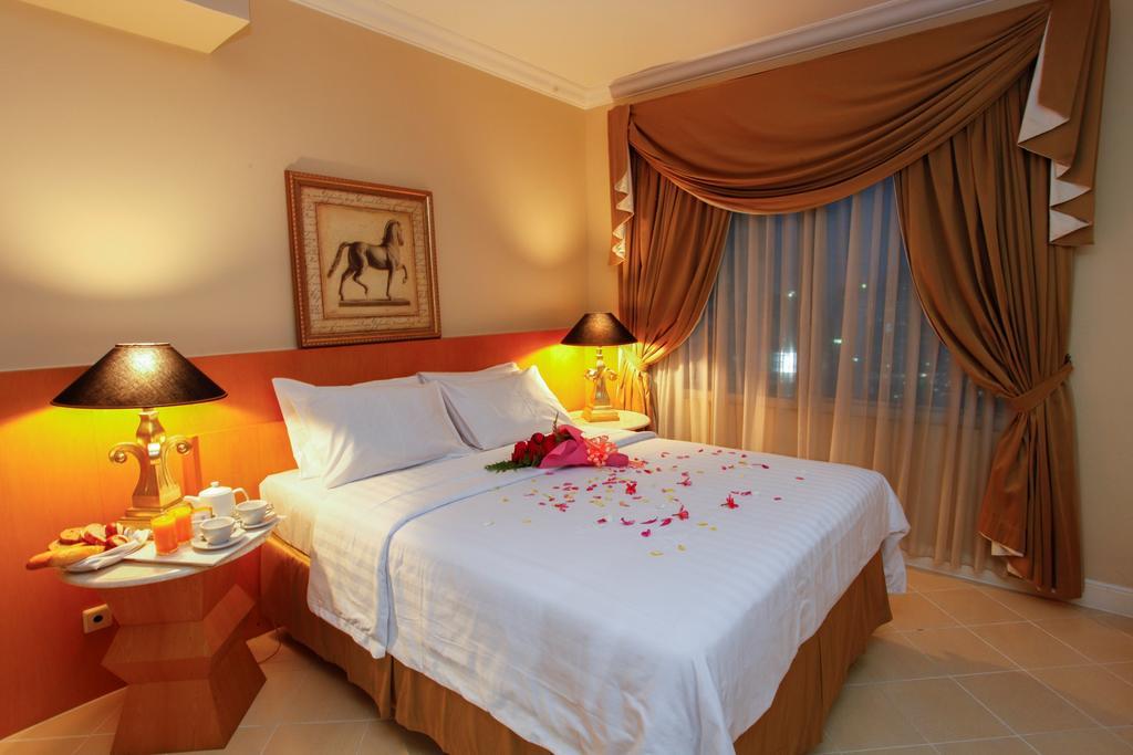 Batavia Hotel & Serviced Apartments Τζακάρτα Εξωτερικό φωτογραφία