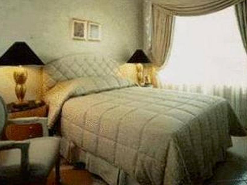Batavia Hotel & Serviced Apartments Τζακάρτα Εξωτερικό φωτογραφία