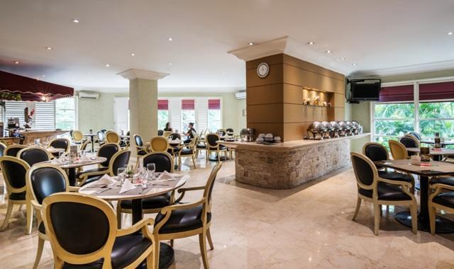 Batavia Hotel & Serviced Apartments Τζακάρτα Εξωτερικό φωτογραφία